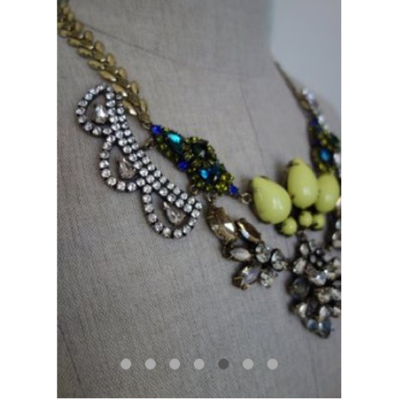 "Isabel" statement necklace - Picture 4 of 4