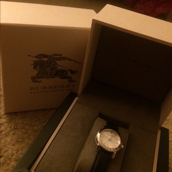 SOLD New Burberry watch
