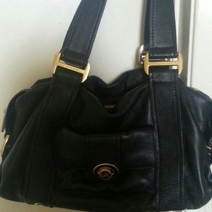 MK handbag barely used, no signs of wear an tare