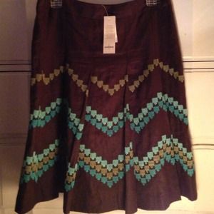 Loft linen embroidered skirt REDUCED🌟🌟