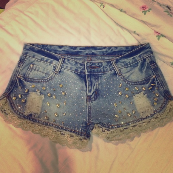 Dazzling Hot shorts with lace bottom