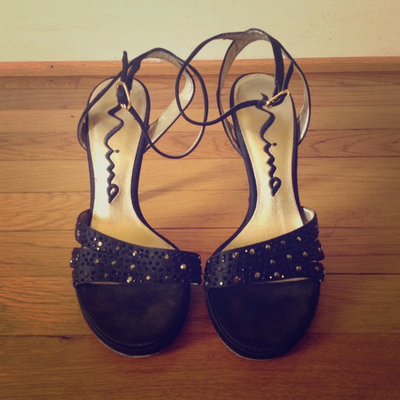Nina Pumps