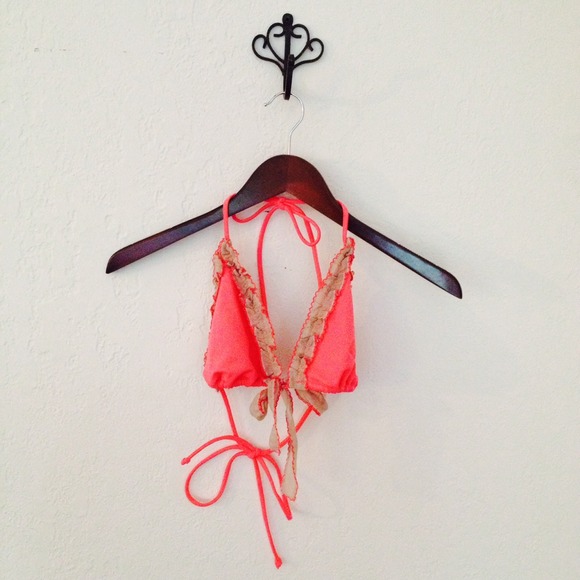 Victoria's Secret Coral Ruffle Bikini - Picture 1 of 4