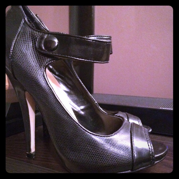 Cute heels