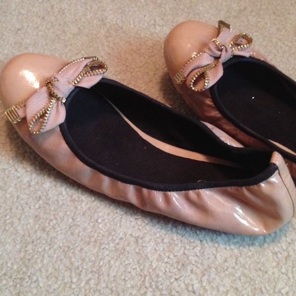 Nude Flats with Bow