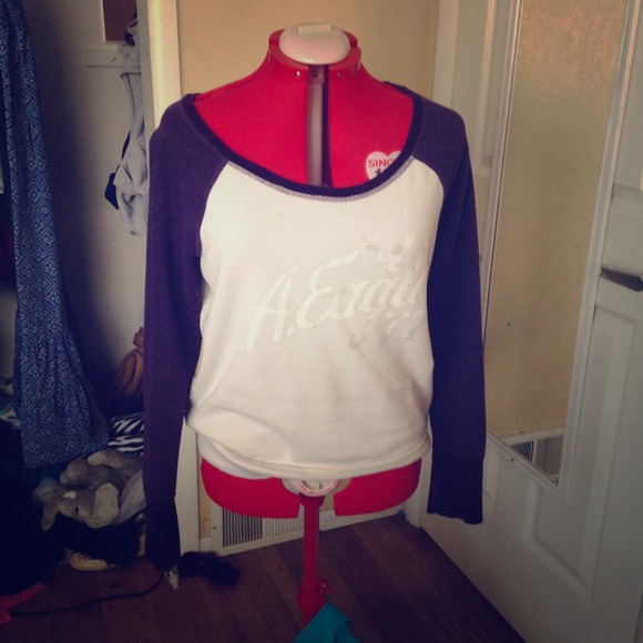 Purple and white American eagle sweatshirt.