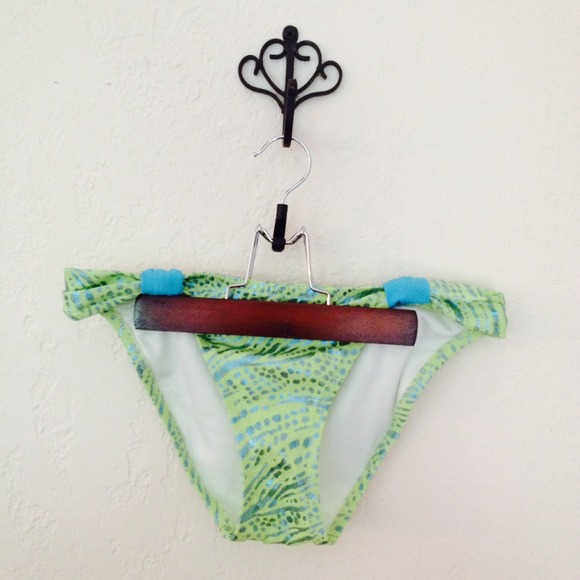 Victoria's Secret Metallic Bikini - Picture 2 of 3