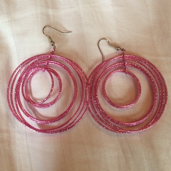 Sparkly pink earrings!