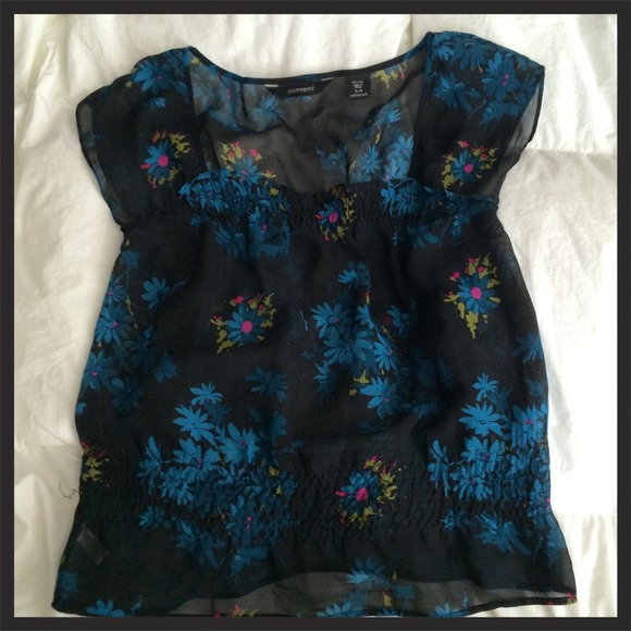 EXPRESS 100%silk sheer floral top