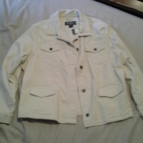 NWT  Eddie Bauer Corderoy Jacket