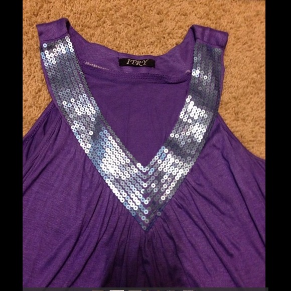 🚫SOLD🚫 Purple sequin glitter tank top - Picture 3 of 4