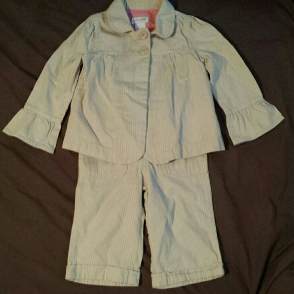 Little girls khaki coat and Capri set.