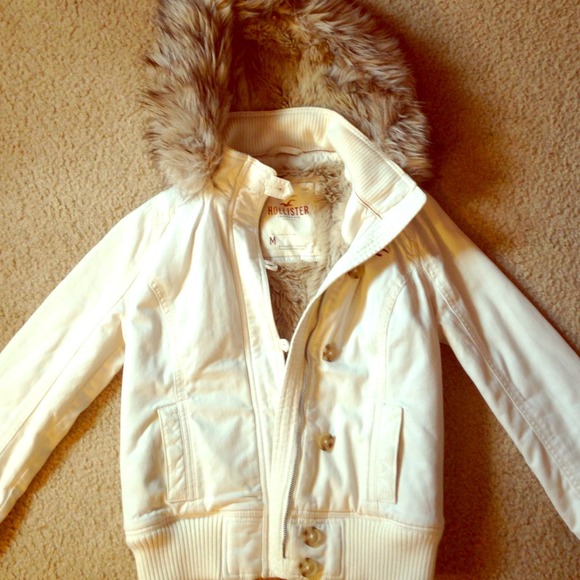 Hollister fur lined cream canvas jacket w/fur hood