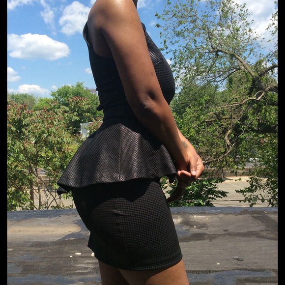 BLACK DRESS👯 - Picture 2 of 4