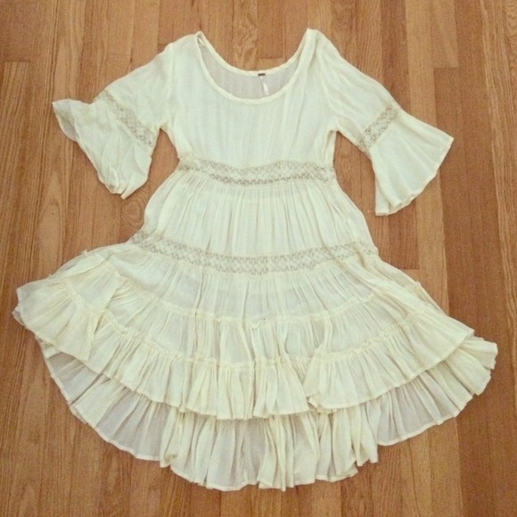 Daisy Lace Dress