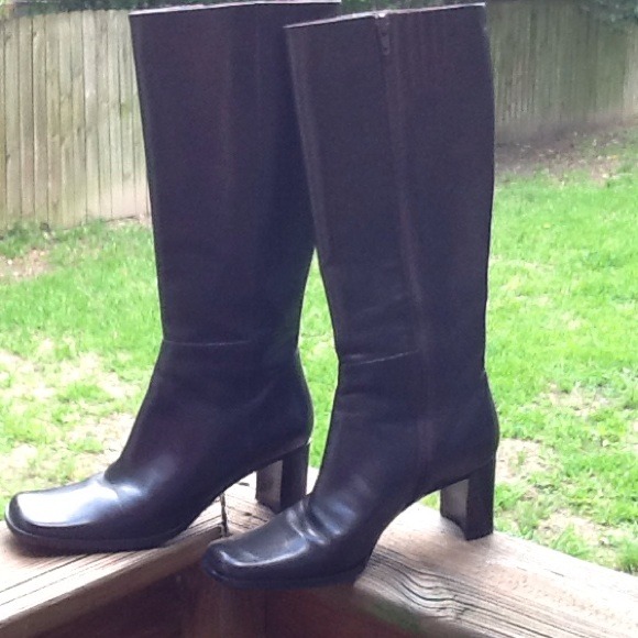 Chocolate Brown Italian Leather Boots NWOT 7.5
