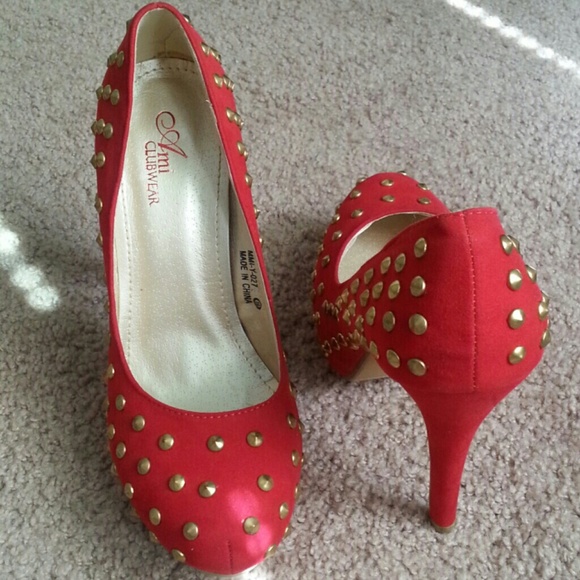 Red Golden Studded Heels - Picture 1 of 3