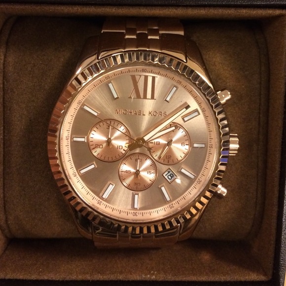 💖SOLD💖SUPER CUTE Rose Gold watch New w\ tags !!!
