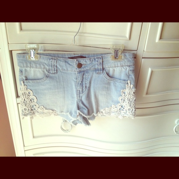 Denim shorts with white crochet
