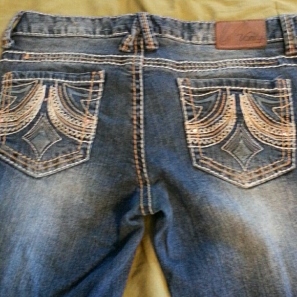 *REDUCED* Vanity Jeans w28/L33