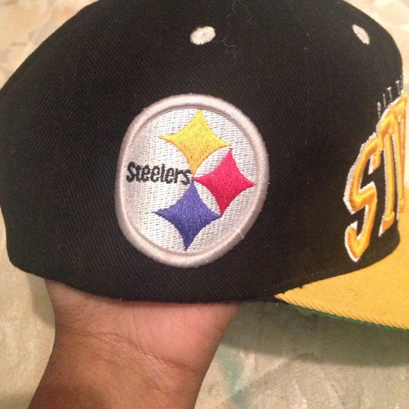 Snap back - Picture 2 of 4