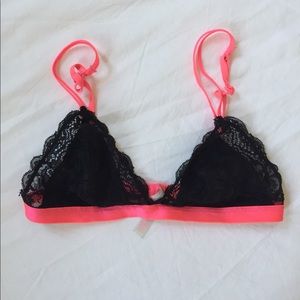 VS pink bralette