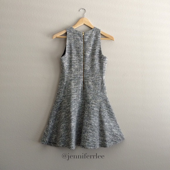 🎉12x HP🎉 BR Textured Drop Waist Dress - Picture 4 of 4