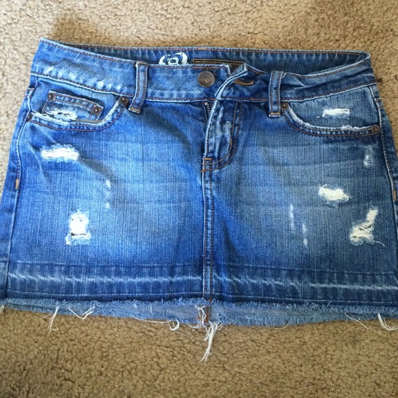 Bullhead jean skirt