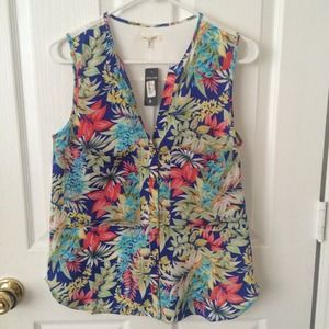 Beautiful floral design button up shirt