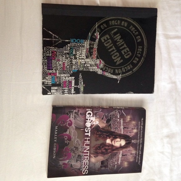 Book and notebook - Picture 1 of 1