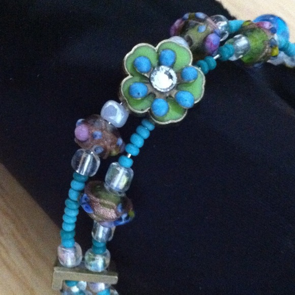 Blue & green bracelet with word 'Love'