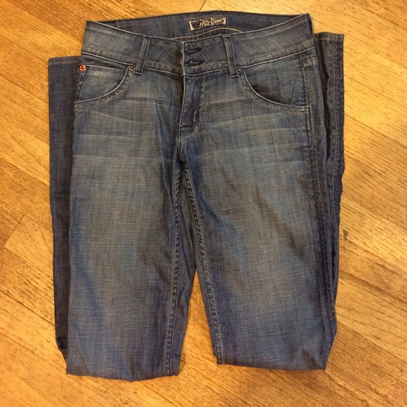 Hudson jeans - Picture 2 of 3