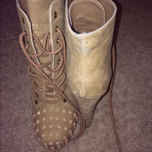 Studded boot!