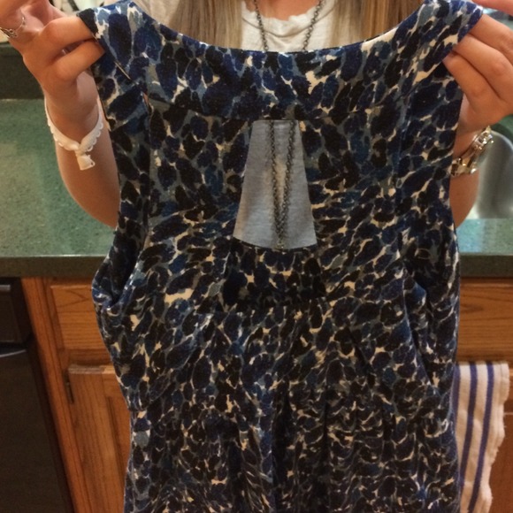 Summer dress - Picture 2 of 2