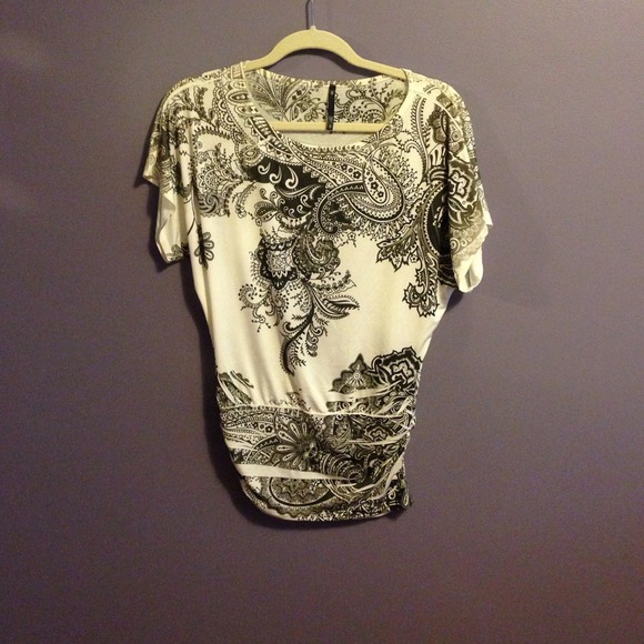 Black and white paisley top