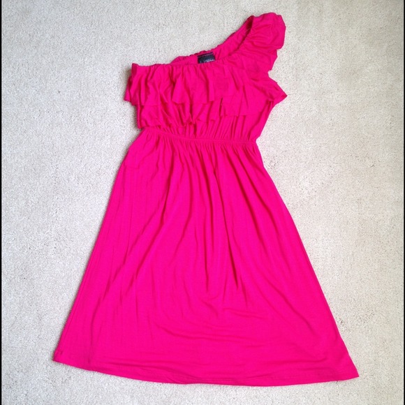 One Shoulder Triple Ruffle Dress - Picture 2 of 3