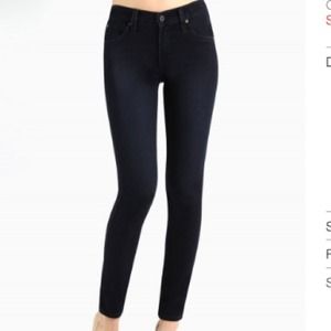 James Jeans "Twiggy" Drakko Legging Jeans