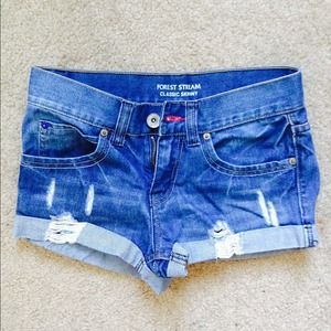 Light wash jeans short (N/A 6.3-8.24)