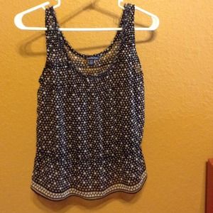 Heart patterned, black and white tank top