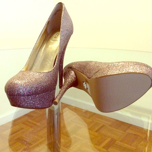 NWT Bakers Multi Glitter Victoria G Platform Heels