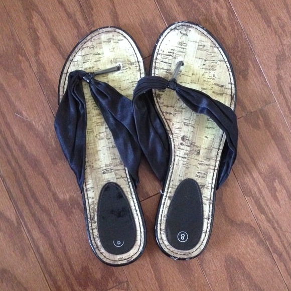 Flip flops! - Picture 1 of 2