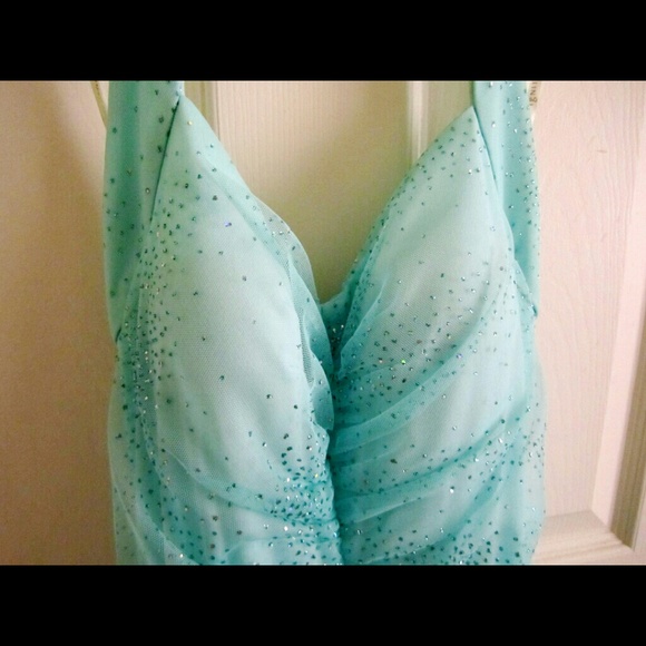 Prom Dress - Picture 2 of 4