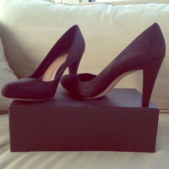 Vince Camuto NWOT Kadri Black Pump