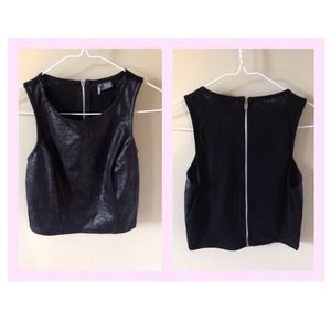 Black urban outfitters crop top