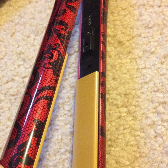 🚫SOLD🚫CHI Flat Iron - Picture 3 of 3