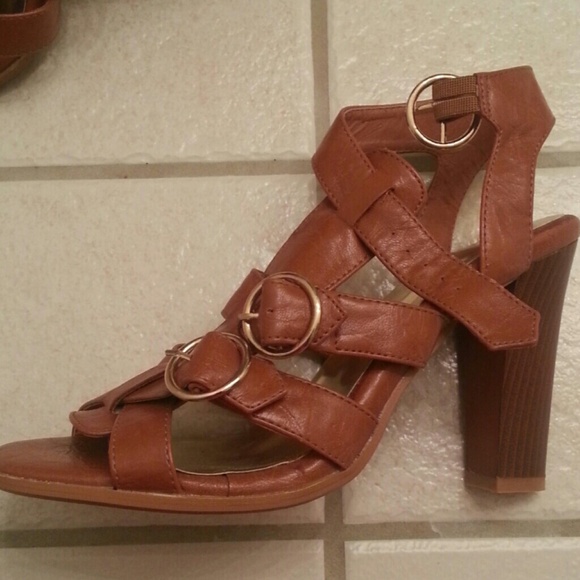 SOLD - Picture 2 of 3