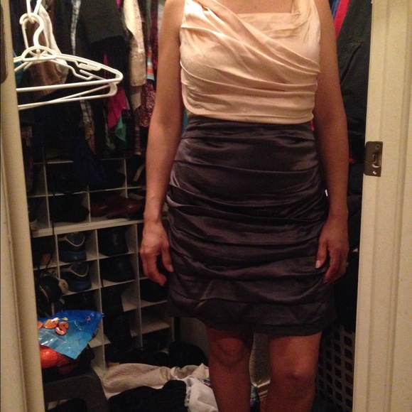 Pink and grey dress - Picture 3 of 3