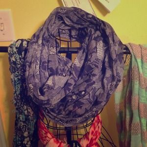Blue printed American eagle infinity scarf
