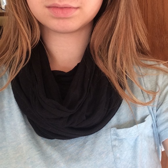 Juicy Couture Infinity Scarf