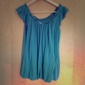 Teal scoop neck shirt